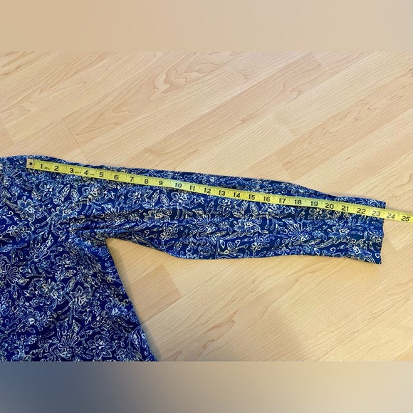 Maeve Anthropologie Button Down Women’s Navy Blue Floral Dress Shirt Small - Picture 7 of 10